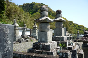 榊原氏一族の墓